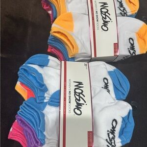 BRAND NEW w TAGS Mossimo Women's No Show Socks - Multicolor